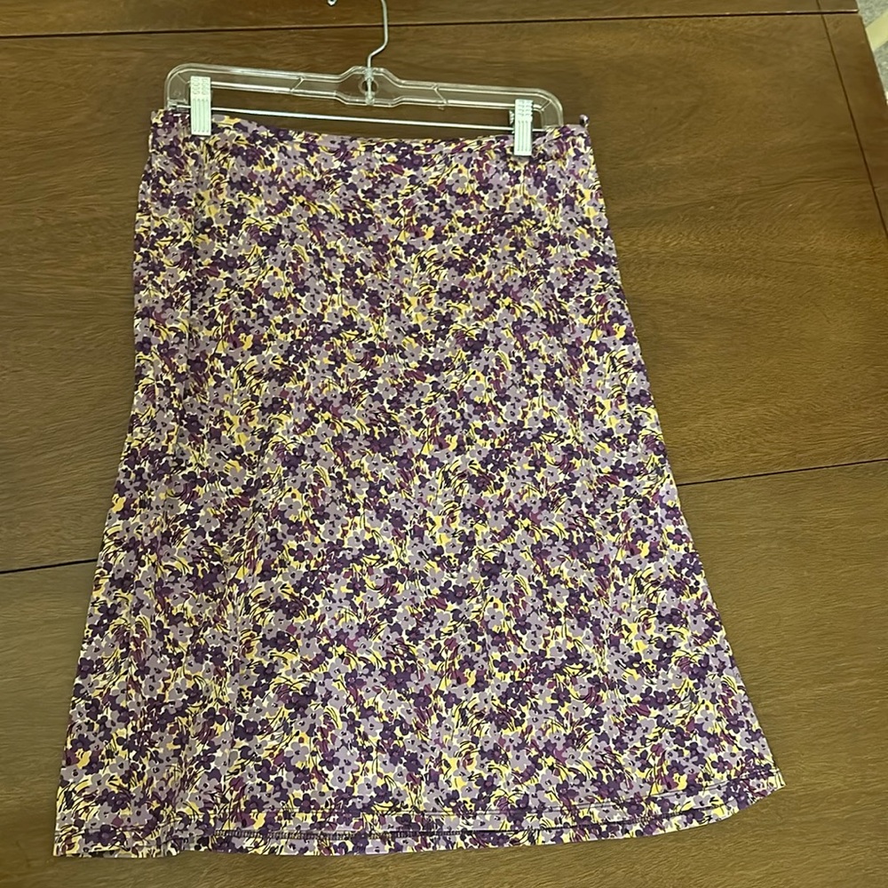 Ann Taylor Size 8 purple and yellow floral skirt